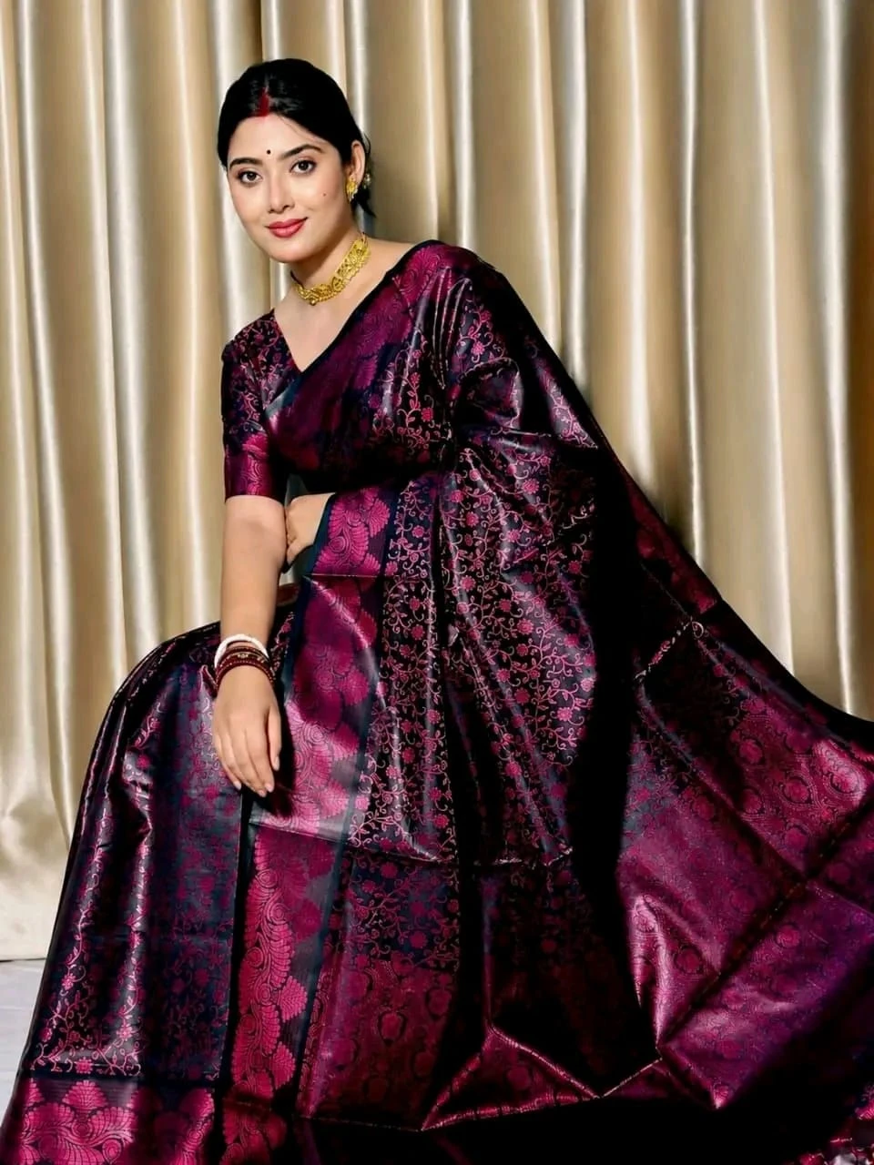 Premium Ghimmi Chou Saree